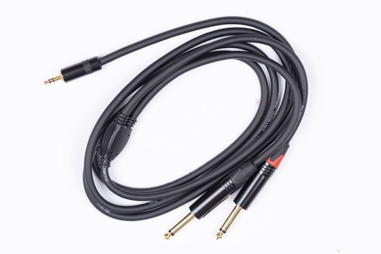IC200S Kabal sa 2x TS 6,3mm i stereo 3,5mm 2m